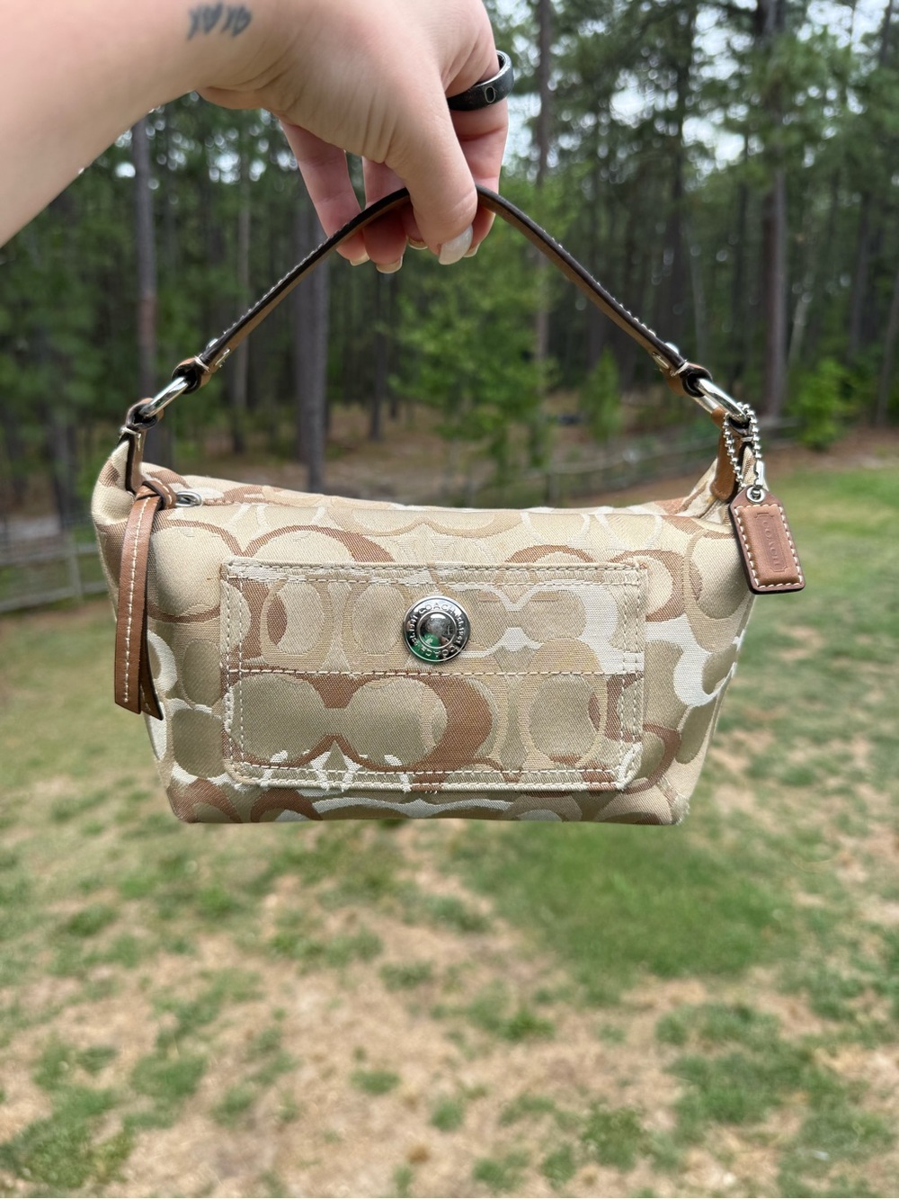 Coach Optic Chelsea Signature Small Beige Handbag